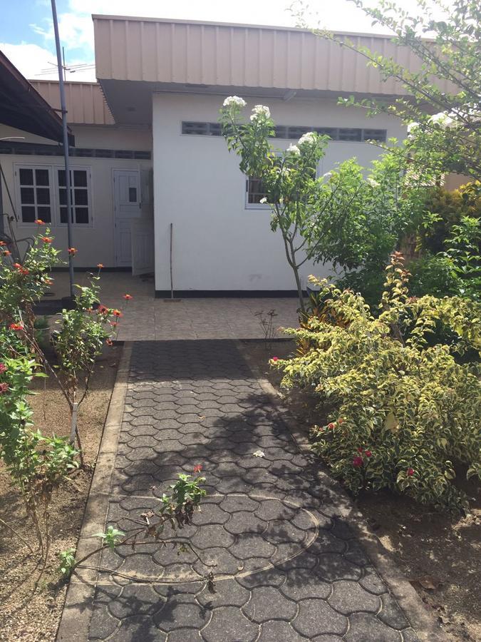 Landsboerderij Chalet Anna'S Pavalesto מראה חיצוני תמונה