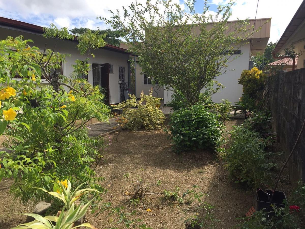 Landsboerderij Chalet Anna'S Pavalesto מראה חיצוני תמונה